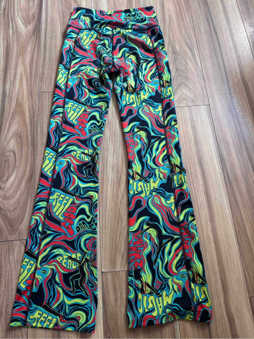 Zumba Fitness Multicolor Flare Leggings - Neon Swirl Print